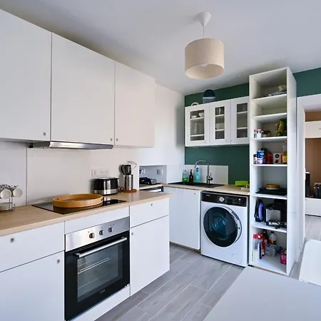 Le Petit Phare - Proche De La *